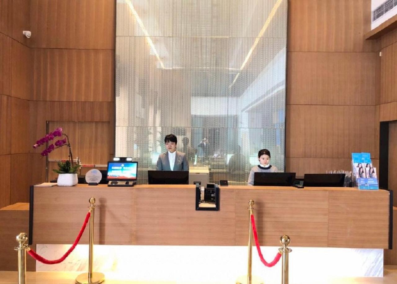 Отель Fairfield By Marriott Xi'An North Station Экстерьер фото