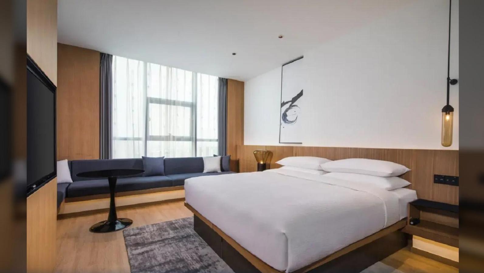 Отель Fairfield By Marriott Xi'An North Station Экстерьер фото